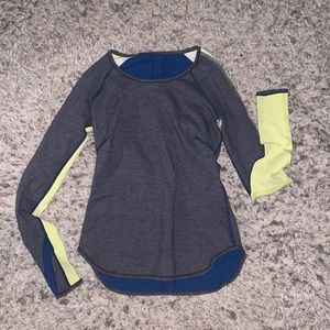 Reversible Lululemon thermal long sleeve